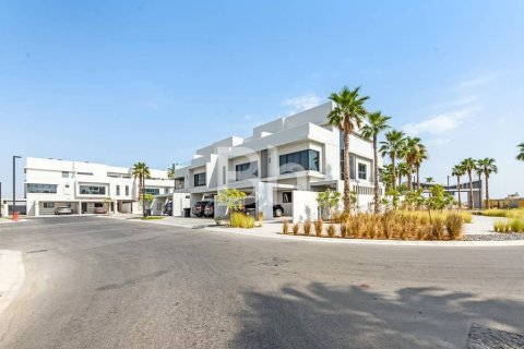 Māja Dubai Landjā, AAE 3 istabas, 291 m2 Nr. 643116 - attēls 1