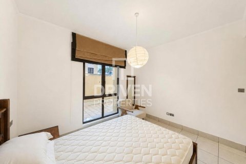 Apartamento para arrendamento em Downtown Dubai (Downtown Burj Dubai), Dubai, EAU 2 quartos, 201.04 m2 № 768404 - foto 8