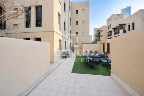Apartamento para arrendamento em Downtown Dubai (Downtown Burj Dubai), Dubai, EAU 2 quartos, 201.04 m2 № 768404 - foto 21