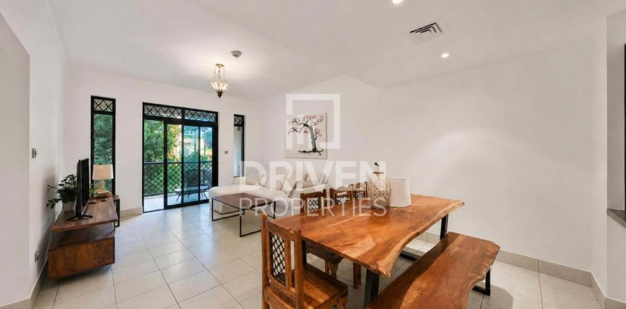 Apartamento em Downtown Dubai (Downtown Burj Dubai), Dubai, EAU 2 quartos, 201.04 m2 № 768404