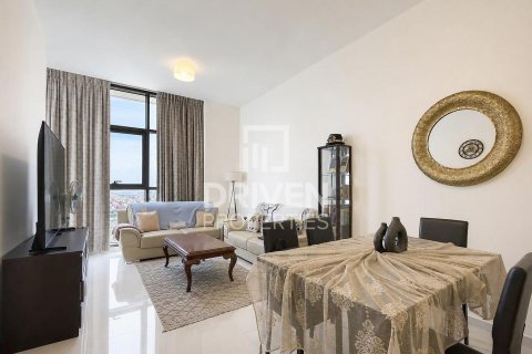 Зняти в оренду квартиру в DAMAC Hills (Akoya by DAMAC), Дубай, ОАЕ 2 спальні, 141.77м2, № 768405 - фото 1