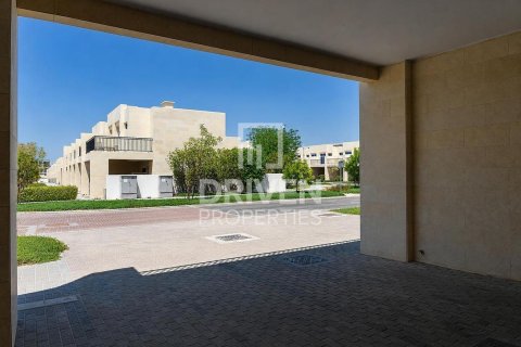 Kamienica do wynajęcia w Dubai, ZEA 4 sypialnie, 114.74 mkw., nr 768403 - zdjęcie 28