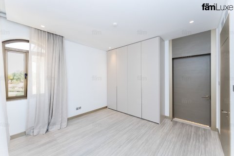Villa in Dubai, UAE 5 bedrooms, 522.6 sq.m. № 712925 - photo 14