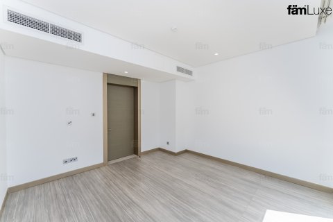 Villa in Dubai, UAE 5 bedrooms, 522.6 sq.m. № 712925 - photo 24
