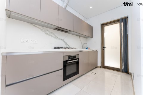 Villa in Dubai, UAE 5 bedrooms, 522.6 sq.m. № 712925 - photo 9
