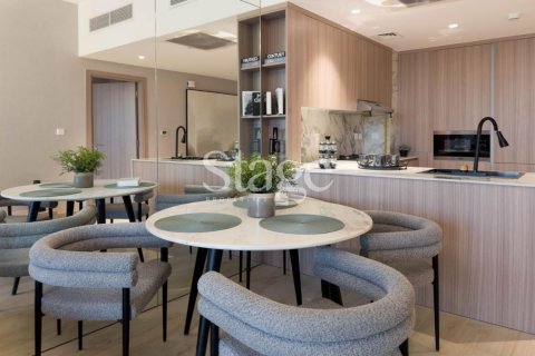 Appartamento in vendita a Jumeirah Village Triangle, Dubai, EAU 1 camera da letto, 65 mq. № 638992 - foto 2