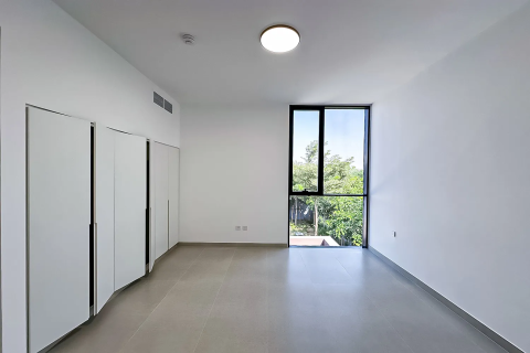 Kaupunkipientalo Tilal City, Sharjah, Arabiemiraatit 4 makuuhuonetta, 247.21 m2 № 749426 - kuva 4