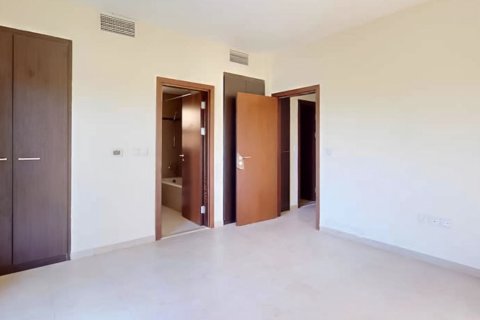 Byt v Dubai Land, SAE 2 ložnice, 139.17 m² Č.: 749427 - fotografie 5