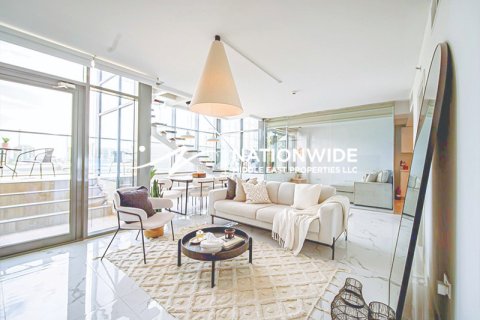 Abu Dhabi, BAE’de satılık duplex 3 yatak odası, 162 m² No 686365 - fotoğraf 6