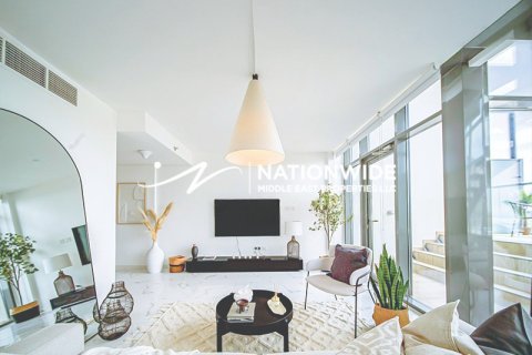 Abu Dhabi, BAE’de satılık duplex 3 yatak odası, 162 m² No 686365 - fotoğraf 4