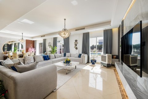 Vila u Living Legends, Dubai, UAE 5 spavaćih soba, 1411.94 m2 Br. 748452 - fotografija 6