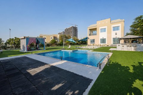 Vila u Living Legends, Dubai, UAE 5 spavaćih soba, 1411.94 m2 Br. 748452 - fotografija 2