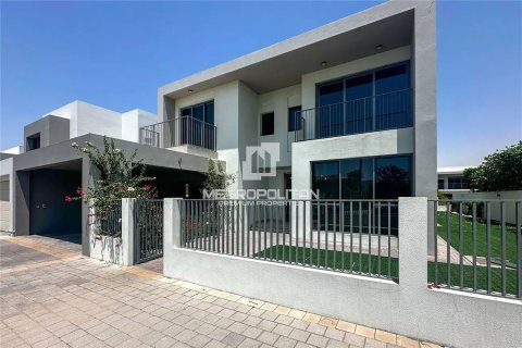 Villa te huur in Dubai Hills Estate, Dubai, VAE 5 slaapkamers, 535 vr.m., nr 663584 - foto 11