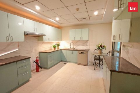 Vilă de închiriat în Mirdif, Dubai, EAU 5 dormitoare, 422.8 mp.  №758346 - poză 4