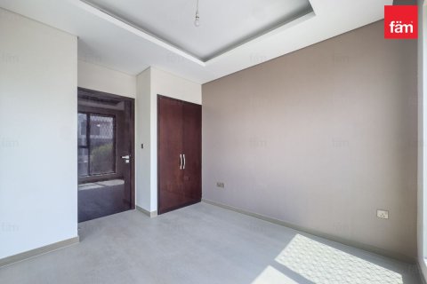 Rijtjeshuis te koop in Dubai, VAE 5 slaapkamers, 172.5 vr.m., nr 758349 - foto 16
