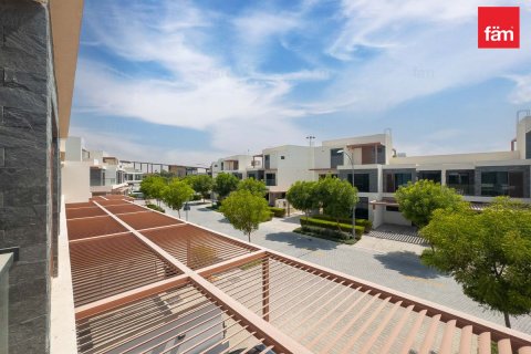 Rijtjeshuis te koop in Dubai, VAE 5 slaapkamers, 172.5 vr.m., nr 758349 - foto 19