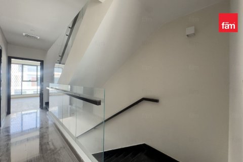 Rijtjeshuis te koop in Dubai, VAE 5 slaapkamers, 172.5 vr.m., nr 758349 - foto 7