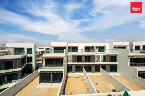 Rijtjeshuis te koop in Dubai, VAE 5 slaapkamers, 172.5 vr.m., nr 758349 - foto 25