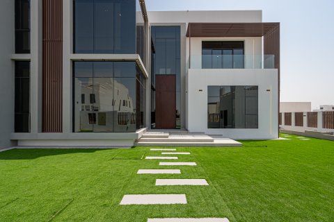 Dubai Land, Dubai, BAE’de kiralık villa 5 yatak odası, 650.32 m&sup2; No 754486 - fotoğraf 1
