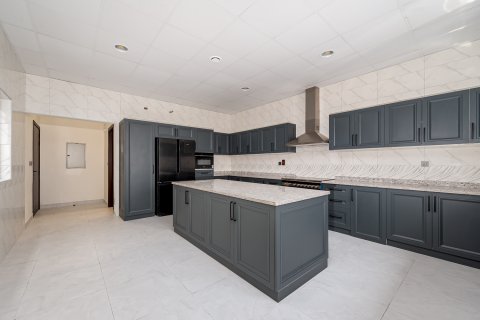Dubai Land, Dubai, BAE’de kiralık villa 5 yatak odası, 650.32 m&sup2; No 754486 - fotoğraf 10