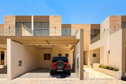 Radhus i Mohammed Bin Rashid City, Dubai, UAE 4 sovrum, 257.62 kvm Nr. 748503