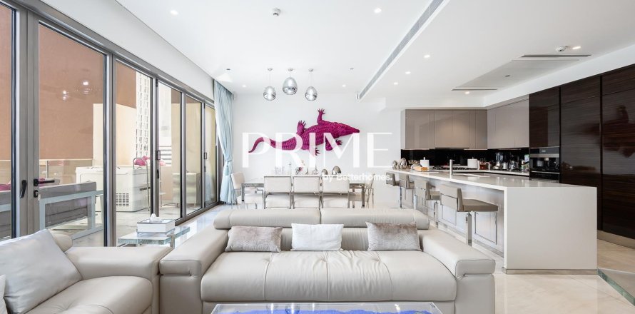 Apartment in Dubai Marina, UAE 2 bedrooms, 261.06 sq.m. № 748504