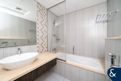 Lägenhet till försäljning i DAMAC Hills (Akoya by DAMAC), Dubai, UAE 2 sovrum, 133 kvm Nr. 698019 - fotografi 9