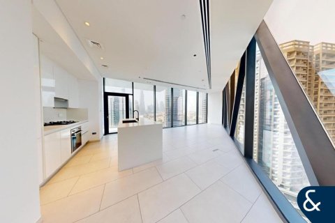 Lakás itt: Business Bay, Dubai, EAE, 2 hálószoba, 142 m², azonosító: 698016 - fénykép 3