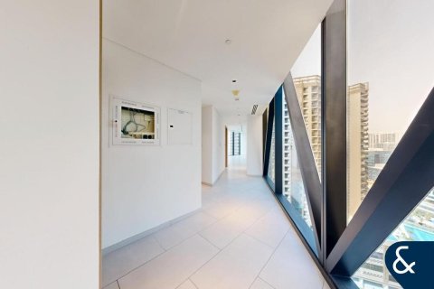 Lakás itt: Business Bay, Dubai, EAE, 2 hálószoba, 142 m², azonosító: 698016 - fénykép 13