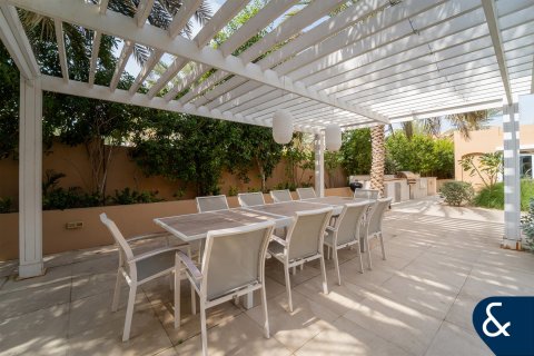 Arabian Ranches, Dubai, संयुक्त अरब अमीरात में विला, 7 बेडरूम, 693 वर्ग मीटर, संख्या 698018 - फ़ोटो 30