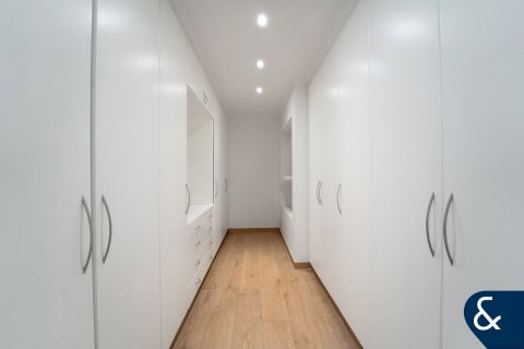 Arabian Ranches, Dubai, संयुक्त अरब अमीरात में विला, 7 बेडरूम, 693 वर्ग मीटर, संख्या 698018 - फ़ोटो 20