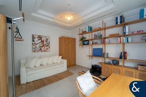 Arabian Ranches, Dubai, संयुक्त अरब अमीरात में विला, 7 बेडरूम, 693 वर्ग मीटर, संख्या 698018 - फ़ोटो 10