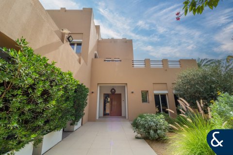 Arabian Ranches, Dubai, संयुक्त अरब अमीरात में विला, 7 बेडरूम, 693 वर्ग मीटर, संख्या 698018 - फ़ोटो 21