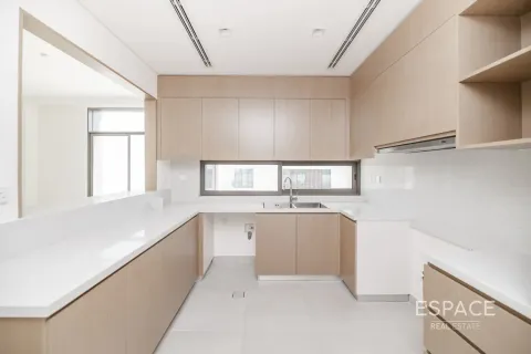 Villa til leie i Al Furjan, Dubai, Emiratene 4 soverom, 335 kvm Nr. 650143 - Foto 5