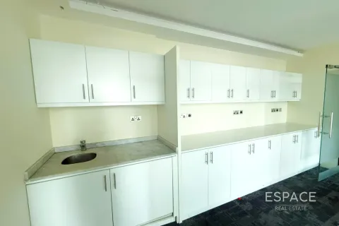 Opisina sa Business Bay, Dubai, UAE 65 sq.m. № 650144 - larawan 6