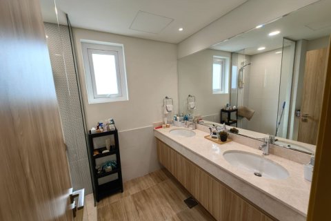 Townhouse in Dubai, UAE 4 bedrooms, 229.9 sq.m. № 696714 - photo 10