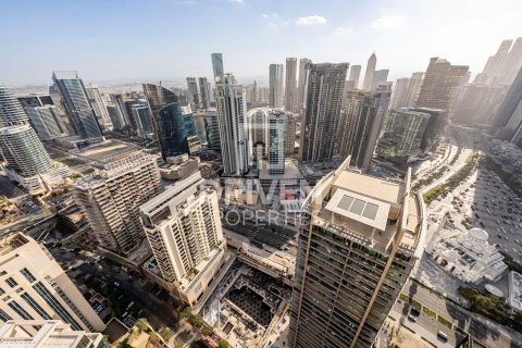 Apartamento en alquiler en Downtown Dubai (Downtown Burj Dubai), Dubai, EAU 2 dormitorios, 130.34 m2 № 746084 - foto 17