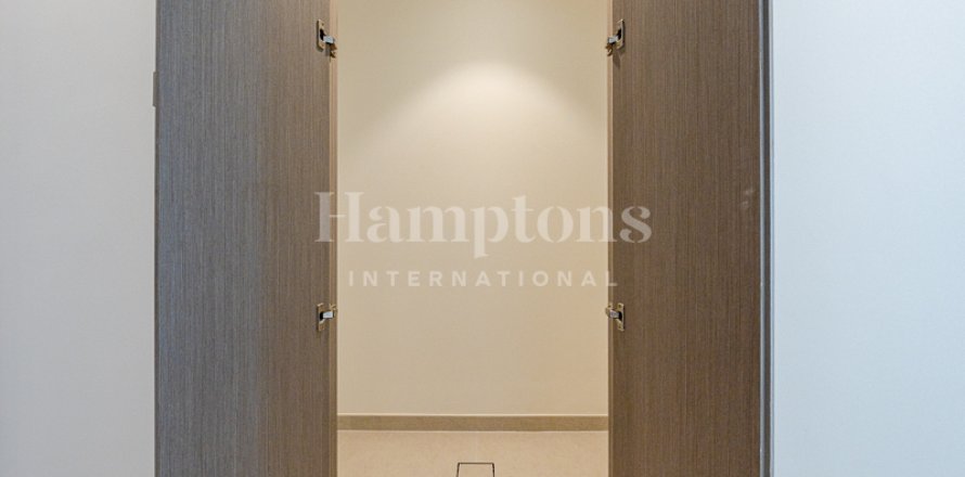 Apartament în Downtown Dubai (Downtown Burj Dubai), Dubai, EAU 3 dormitoare, 173.264 mp. №651400