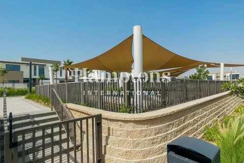 Villa para arrendamento em Al Furjan, Dubai, EAU 4 quartos, 311.59666200 m2 № 651419 - foto 4