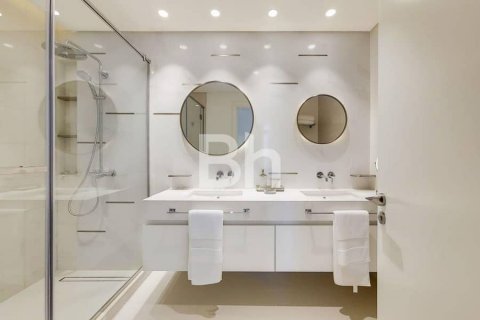Apartamento para arrendamento em Dubai Harbour, Dubai, EAU 2 quartos, 108 m2 № 643294 - foto 8