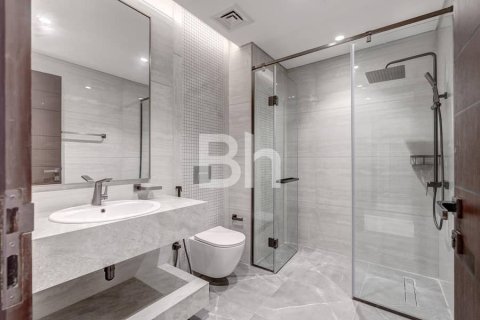 Apartment sa Business Bay, Dubai, UAE 2 silid-tulugan, 126 sq.m. № 643293 - larawan 13