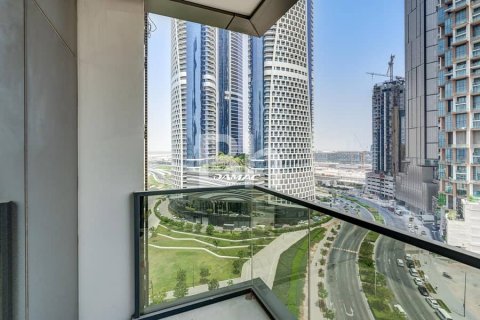 Apartment sa Business Bay, Dubai, UAE 2 silid-tulugan, 126 sq.m. № 643293 - larawan 17