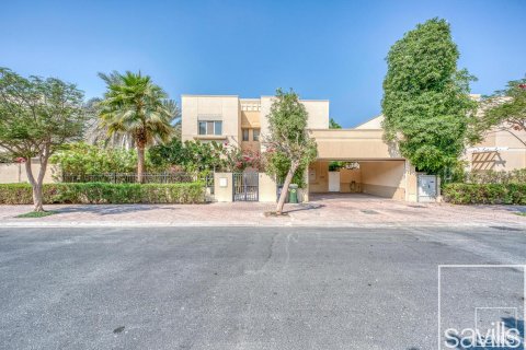 Vila v Meadows, Dubai, SAE 5 ložnice, 353.5 m² Č.: 764777 - fotografie 6