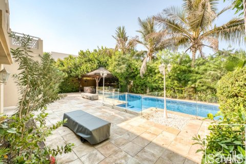 Vila v Meadows, Dubai, SAE 5 ložnice, 353.5 m² Č.: 764777 - fotografie 3