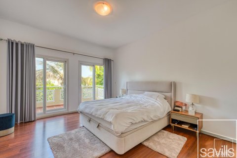 Vila v Meadows, Dubai, SAE 5 ložnice, 353.5 m² Č.: 764777 - fotografie 16