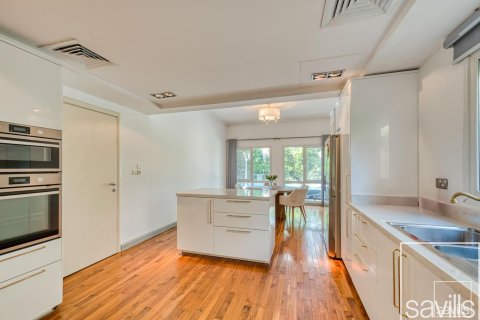 Vila v Meadows, Dubai, SAE 5 ložnice, 353.5 m² Č.: 764777 - fotografie 11
