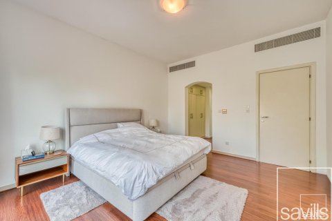 Vila v Meadows, Dubai, SAE 5 ložnice, 353.5 m² Č.: 764777 - fotografie 17