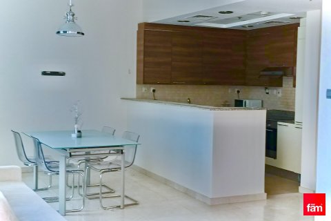 Müüa korter asukohaga Business Bay, Dubai, AÜE: 64.2 m² Nr 757844 - pilt 7