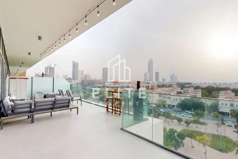 Apartment in Dubai, UAE 2 bedrooms, 178 sq.m. № 647565 - photo 14
