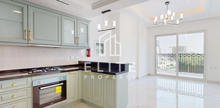 Apartment in Dubai, UAE 2 bedrooms, 92 sq.m. № 647566